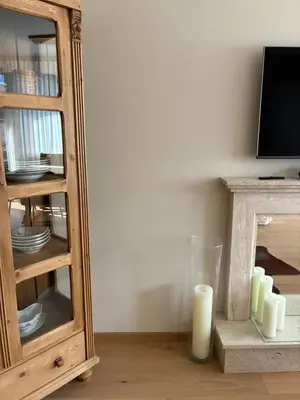 TV/Unterhaltungsangebot in der Unterkunft Zentrales Panorama-Apartment über den Dächern am Meranplatz - Terrasse und Top Lage