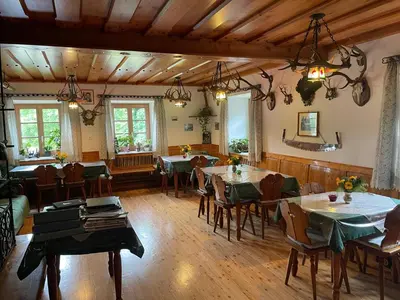 Ein Restaurant oder anderes Speiselokal in der Unterkunft Ferienhof Zamsegg