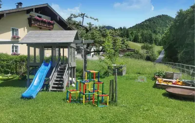 Ein Kinderspielbereich in der Unterkunft Ferienwohnung In Sankt Koloman