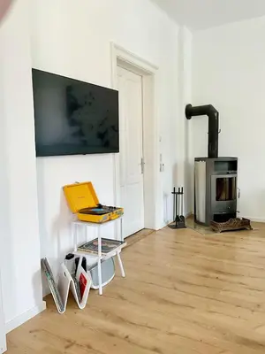 TV/Unterhaltungsangebot in der Unterkunft Historische Altbau Suite