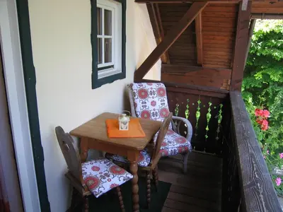 Ein Sitzbereich in der Unterkunft Gästehaus Sonnenwinkel - Villa Rösler