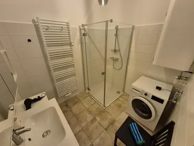 Ein Badezimmer in der Unterkunft appartement bumblebee