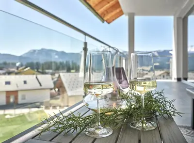 Ein allgemeiner Bergblick oder ein Berglick von der Ferienwohnung aus