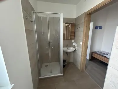 Ein Badezimmer in der Unterkunft FarawayHomes Aparthotel Krems