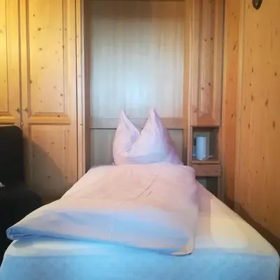 Ein Bett oder Betten in einem Zimmer der Unterkunft Modern Living Traditional Style