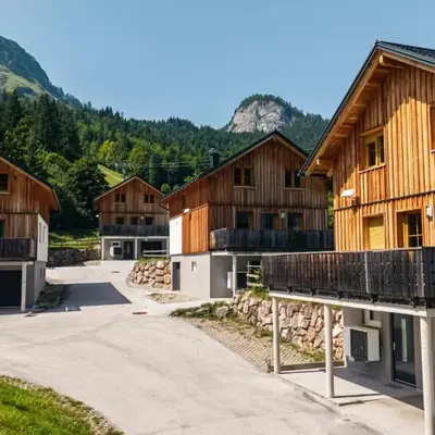 Chalets am Loser by Landluft
