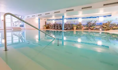Der Swimmingpool an oder in der Nähe von Grafenberg Resort by Alpeffect Hotels