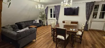 Ein Sitzbereich in der Unterkunft Sisi's Loft - Suite Royale