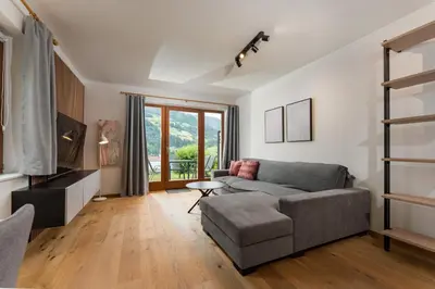 Ein Sitzbereich in der Unterkunft Appartement Alpenblick by Schladming-Appartements