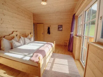 Ein Bett oder Betten in einem Zimmer der Unterkunft Chalet near Lake Grundlsee with Sauna