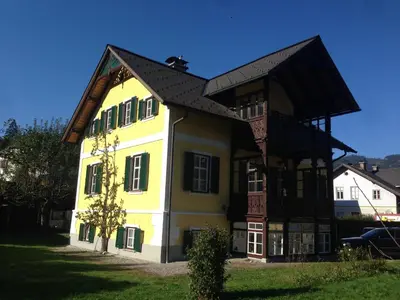 Das Gebäude in dem sich die Ferienwohnung befindet