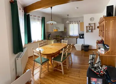 Ein Sitzbereich in der Unterkunft Ferienhaus Fuchsbau Hohentauern