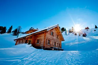 Almstallhütte im Winter