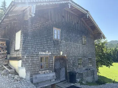 Das Gebäude in dem sich das Chalet befindet