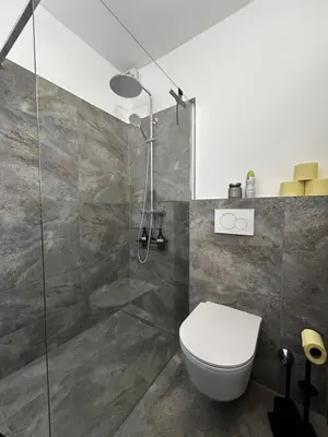 Ein Badezimmer in der Unterkunft Apartment Alpenglanz