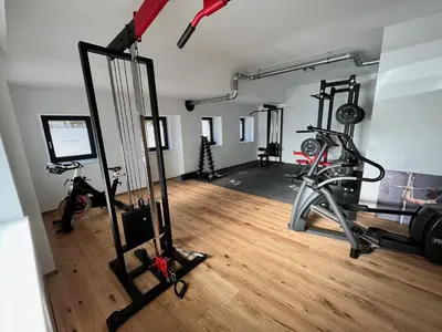 Das Fitnesscenter und/oder die Fitnesseinrichtungen in der Unterkunft Traunsee Appartement 1