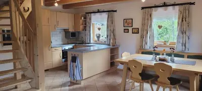 Küche/Küchenzeile in der Unterkunft Rengerberg Hütte