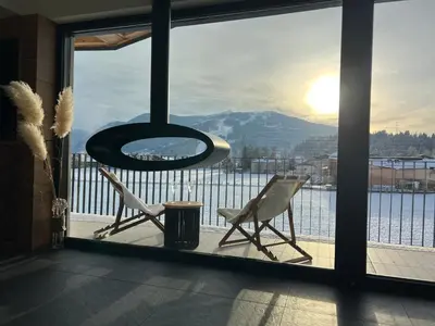 Ein allgemeiner Bergblick oder ein Berglick von der Ferienwohnung aus
