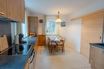 Küche/Küchenzeile in der Unterkunft Ferienwohnung Ahammer