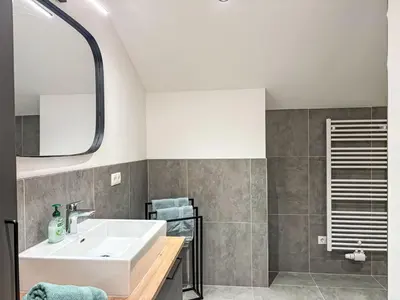 Ein Badezimmer in der Unterkunft Apartment Leitner by Interhome