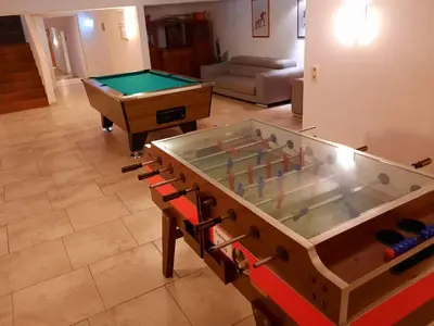 Ein Billardtisch in der Unterkunft Apartment Apartment Daniel by Interhome