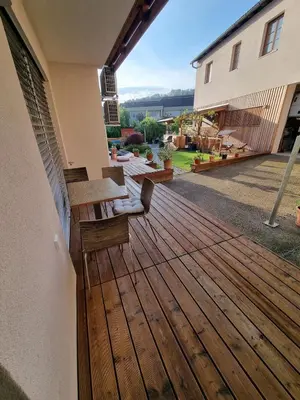 Ein allgemeiner Bergblick oder ein Berglick von der Ferienwohnung aus