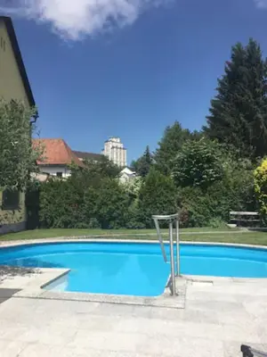 Der Swimmingpool an oder in der Nähe von Newworkcenter Apartmenthaus