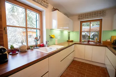 Küche/Küchenzeile in der Unterkunft Chalet Bergnest Grundlsee