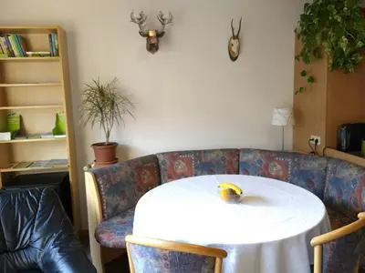 Ein Sitzbereich in der Unterkunft Landhaus Hinteregg Apartment
