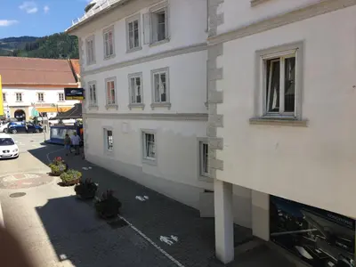 Das Gebäude in dem sich das Bed & Breakfast befindet