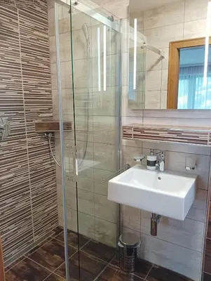 Ein Badezimmer in der Unterkunft Pension Savisalo