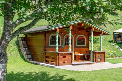 Ein Garten an der Unterkunft Gästehaus Herrmann