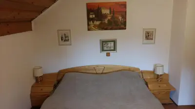 Ein Bett oder Betten in einem Zimmer der Unterkunft Altes Forsthaus am Bach