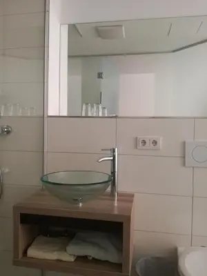 Ein Badezimmer in der Unterkunft Landgasthof zum Betenmacher