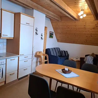Küche/Küchenzeile in der Unterkunft Ferienwohnung Familie Sigl - Rotlechner