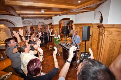 Gäste, die in der Unterkunft Landhotel Alpenhof Filzmoos übernachten