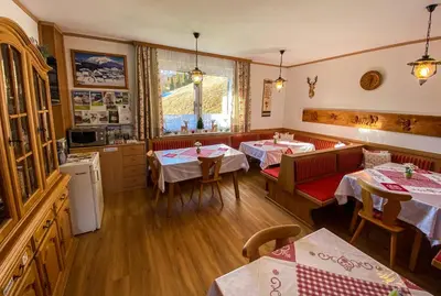 Ein Sitzbereich in der Unterkunft Haus Bodenwinkler