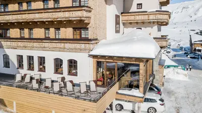 Das Gebäude in dem sich das Hotel befindet