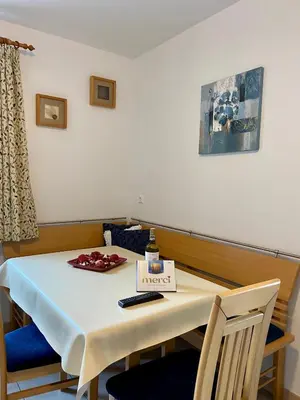 Ein Sitzbereich in der Unterkunft Apartment Krummholz