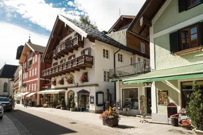 Das Gebäude in dem sich das Aparthotel befindet