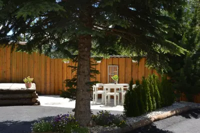 Ein Garten an der Unterkunft Haus Santorum