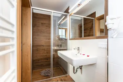 Ein Badezimmer in der Unterkunft Hinteraigengut
