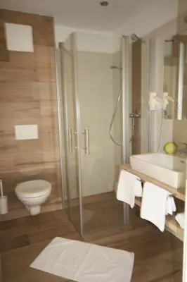 Ein Badezimmer in der Unterkunft Hotel Aberseehof
