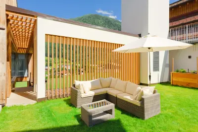 Ein Garten an der Unterkunft Appartements Luna