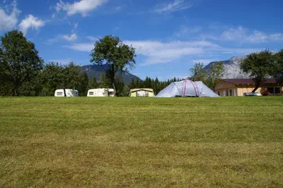 Naturlandschaft in der Nähe des Campingplatzes