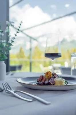Essen im Hotel oder in der Nähe