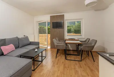 Ein Sitzbereich in der Unterkunft Kesselgrubs Apartements Ski & Badeglück