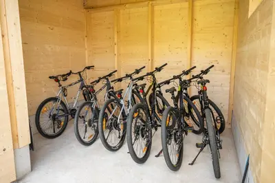Radfahren an der Unterkunft Wawies Apartments oder in der Nähe