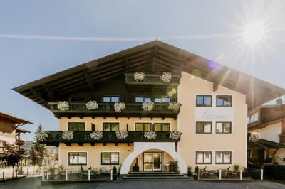 Das Gebäude in dem sich das Hotel befindet