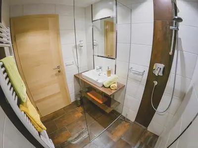 Ein Badezimmer in der Unterkunft Appartements Macheiner